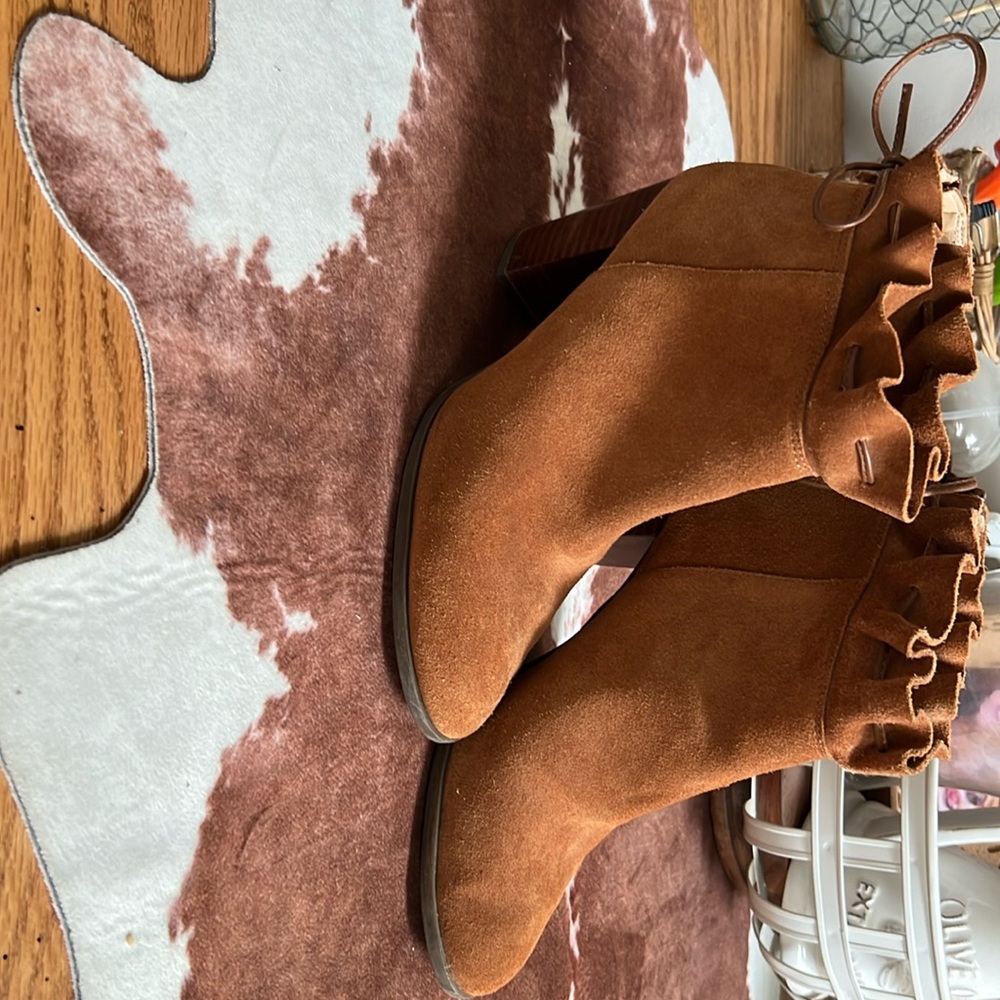 Crown and ivy booties